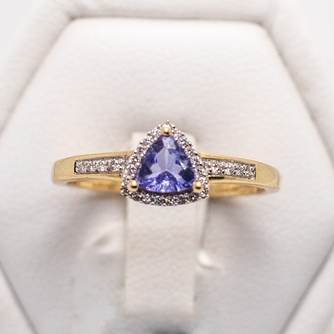 Bague or 750 tanzanite et diamants